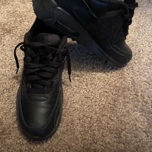 Girls Air max worn twice